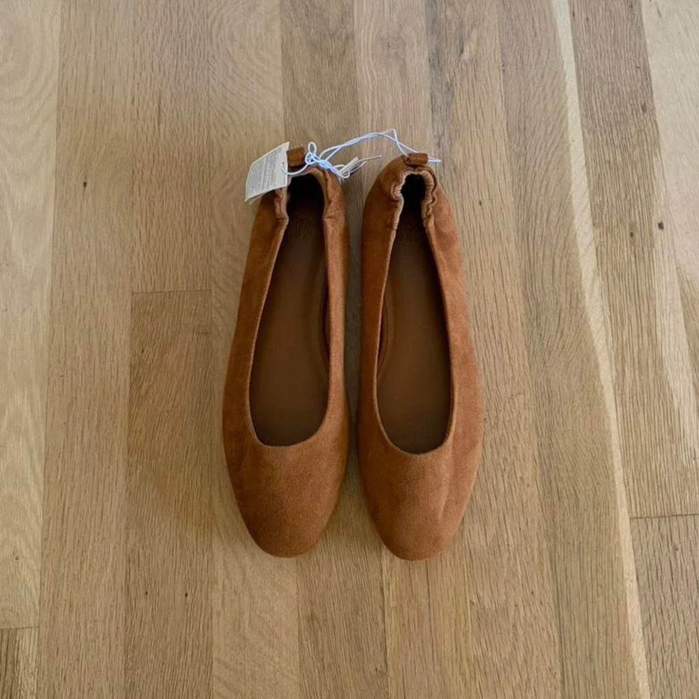 Gap brown suede ballet flats